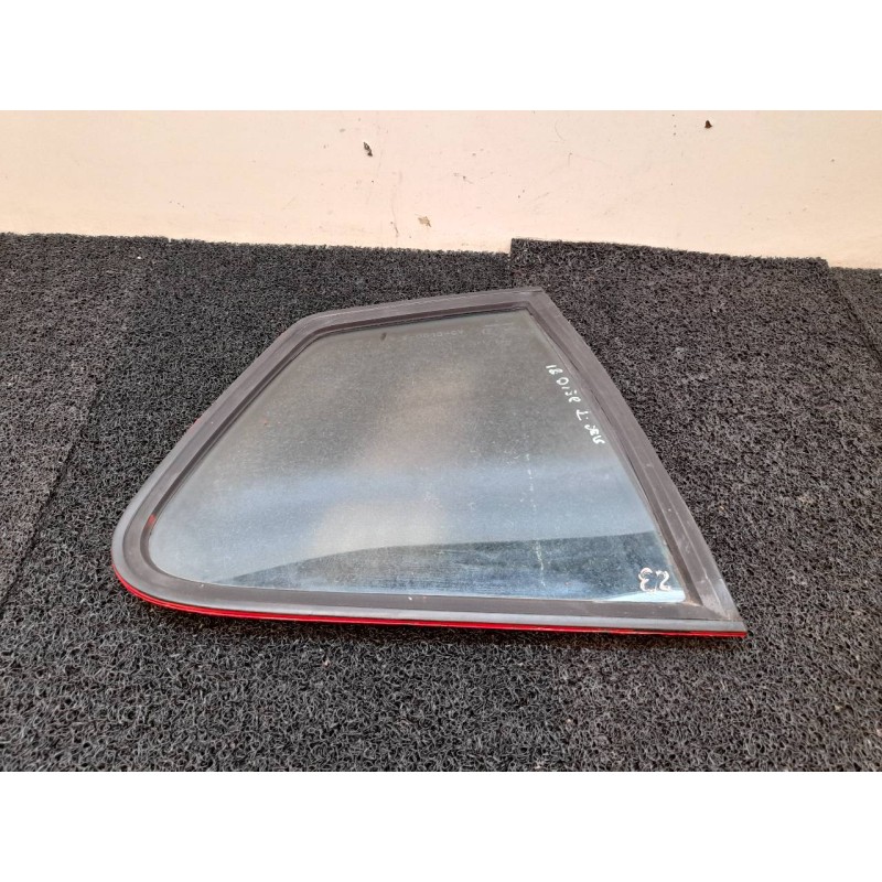 Recambio de luna custodia trasera derecha para porsche 944 básico coupe referencia OEM IAM   