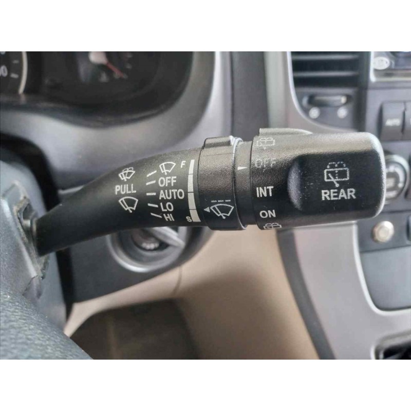 Recambio de mando limpia para kia carnival 2.9 crdi vgt active referencia OEM IAM   