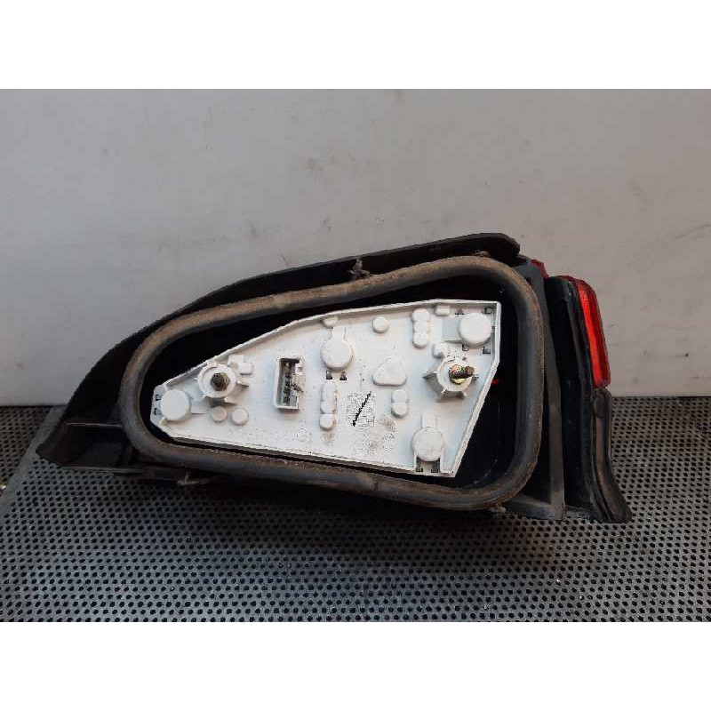 Recambio de piloto trasero izquierdo para peugeot 106 (s1) cocktail referencia OEM IAM - Verde 2