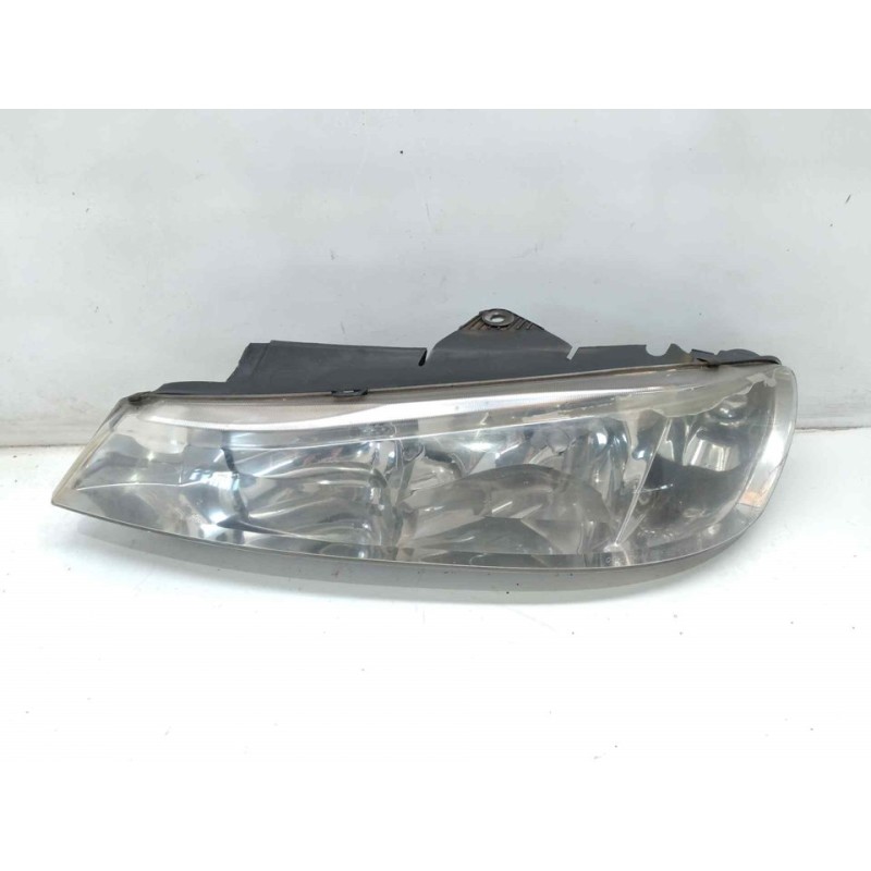 Recambio de faro izquierdo para peugeot 406 berlina (s1/s2) stdt referencia OEM IAM   