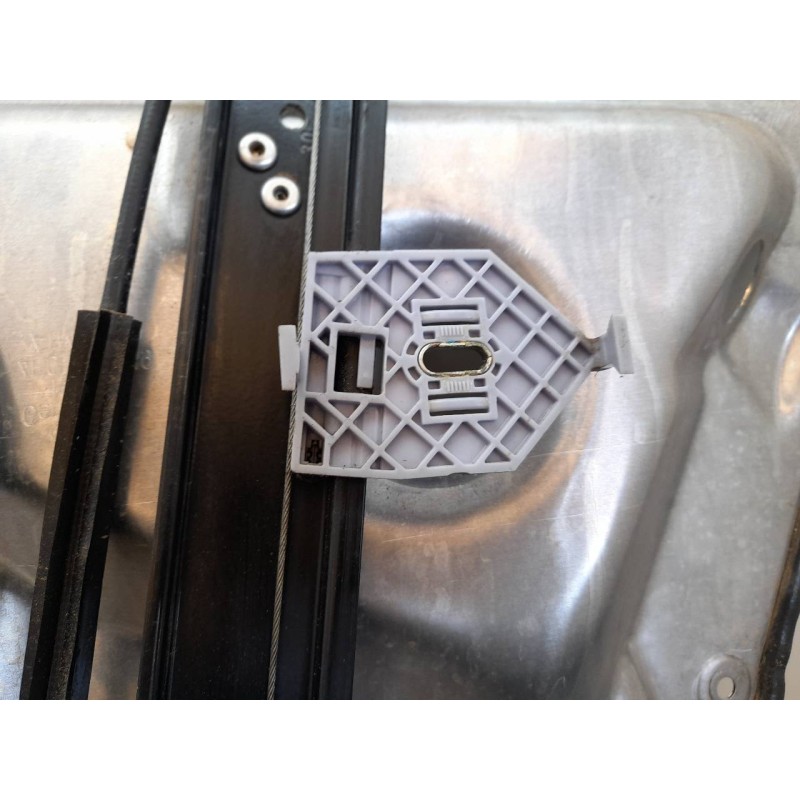 Recambio de elevalunas trasero izquierdo para audi a8 (4e2) 4.0 tdi quattro referencia OEM IAM 4E0959801C 4E0910802A 5