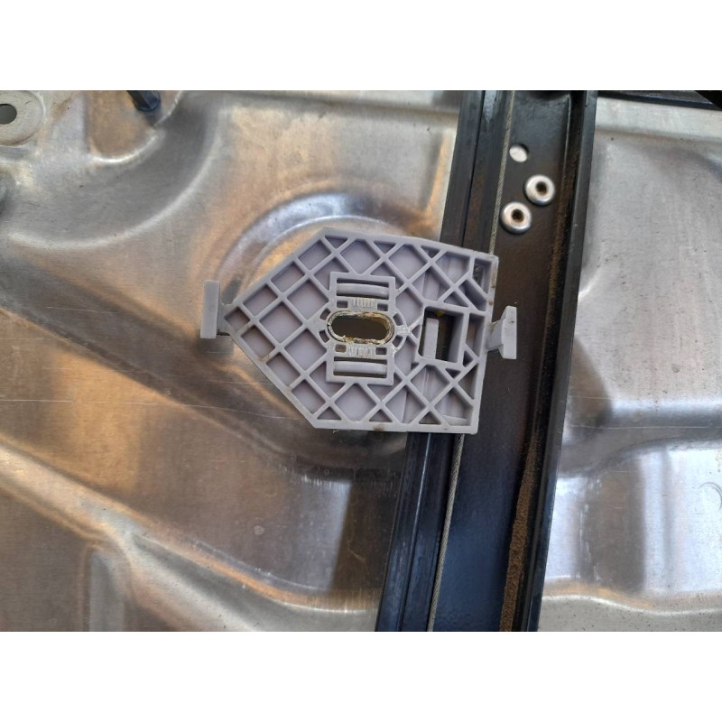 Recambio de elevalunas trasero izquierdo para audi a8 (4e2) 4.0 tdi quattro referencia OEM IAM 4E0959801C 4E0910802A 6