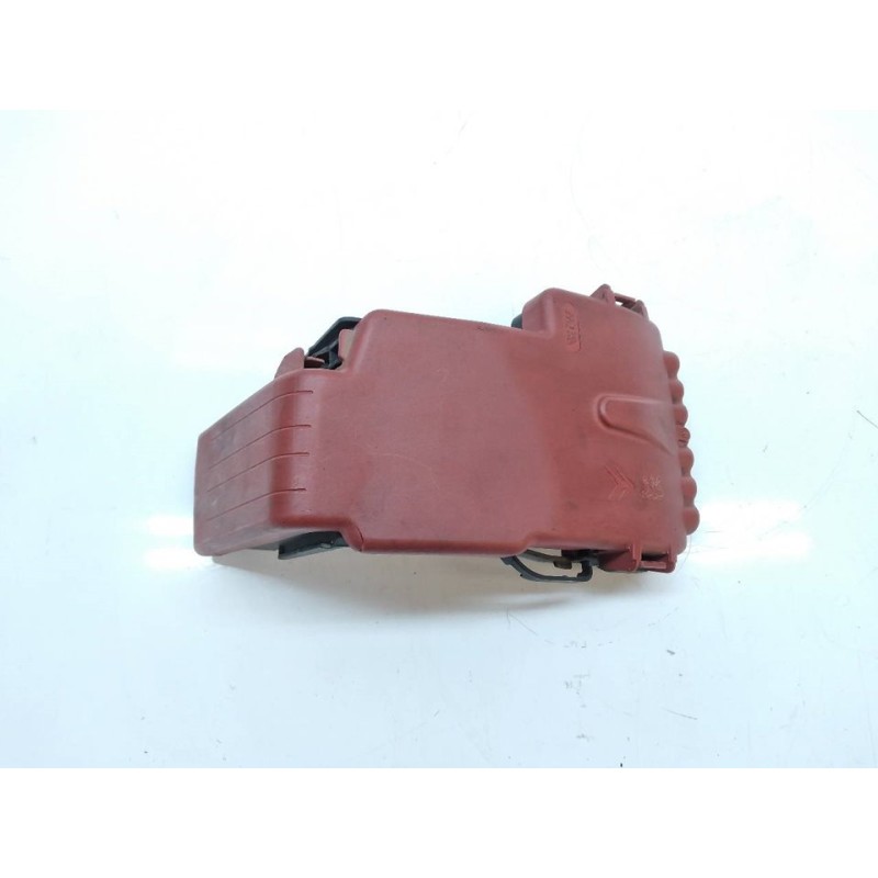 Recambio de caja reles / fusibles para peugeot 308 sw confort referencia OEM IAM V9660222380  