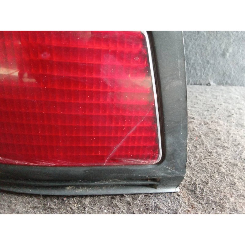 Recambio de piloto trasero derecho para mg serie 200 (xw) 214 si referencia OEM IAM - Rojo 2