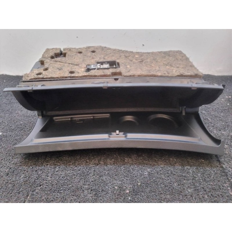 Recambio de guantera para audi a6 avant (4b5) 2.8 quattro referencia OEM IAM 2