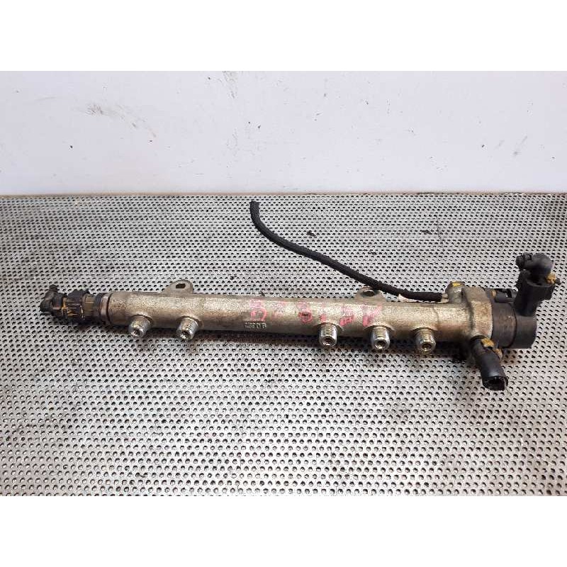Recambio de rampa inyectora para opel meriva cosmo referencia OEM IAM 0445214044 46817523 BOSCH