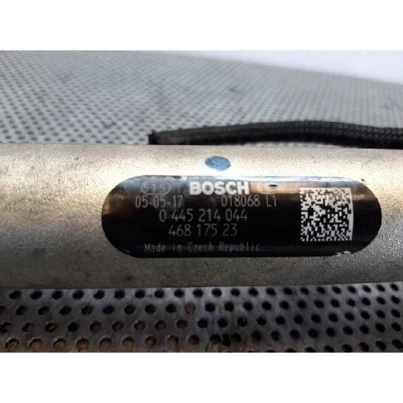 Recambio de rampa inyectora para opel meriva cosmo referencia OEM IAM 0445214044 46817523 BOSCH - Gris 2
