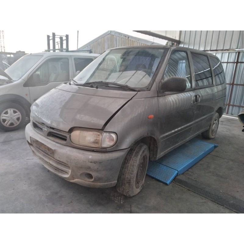 nissan serena (c23m) del año 2001