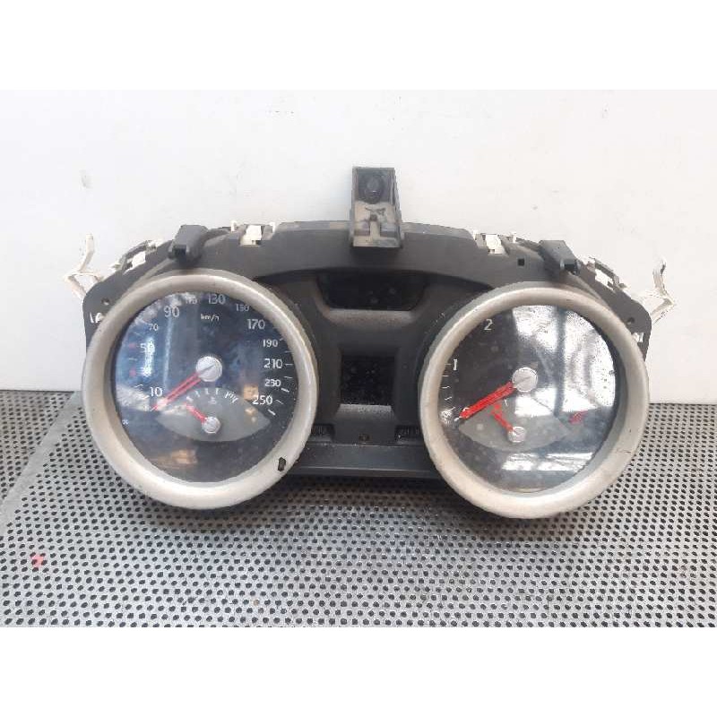 Recambio de cuadro instrumentos para renault megane ii classic berlina confort authentique referencia OEM IAM 8200399700D RACAC0