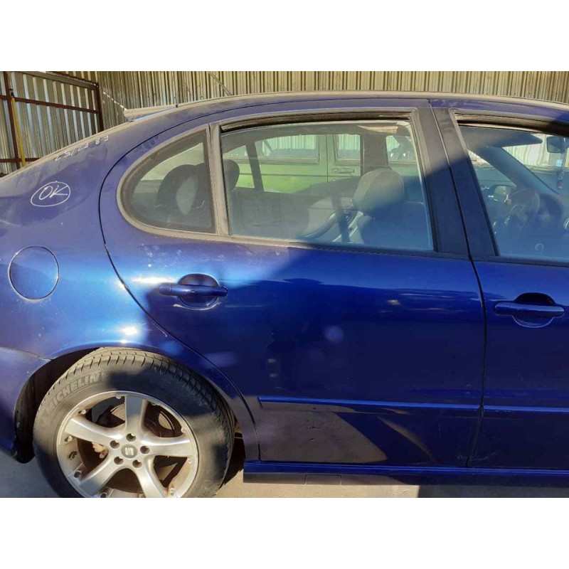 Recambio de puerta trasera derecha para seat leon (1m1) sport referencia OEM IAM - Azul 2