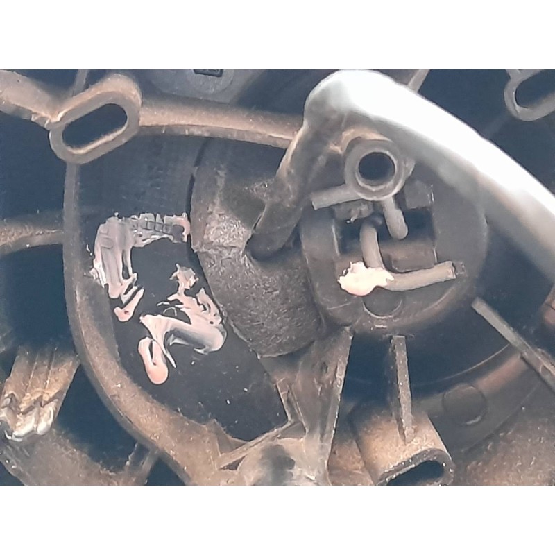 Recambio de retrovisor derecho para dacia sandero ambiance referencia OEM IAM 5