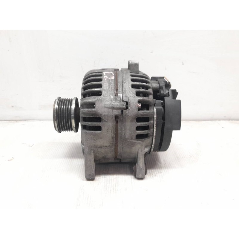 Recambio de alternador para renault kangoo profesional referencia OEM IAM 0124525139 8200660034A BOSCH - Blanco 9