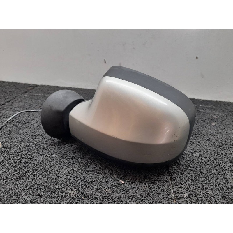 Recambio de retrovisor izquierdo para dacia sandero ambiance referencia OEM IAM 3