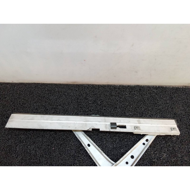 Recambio de elevalunas delantero derecho para opel corsa c referencia OEM IAM 13173074 400709G - Blanco 8