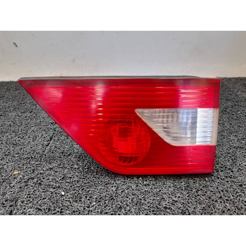 Recambio de piloto trasero derecho interior para bmw x3 (e83) 3.0d referencia OEM IAM 63213414014  
