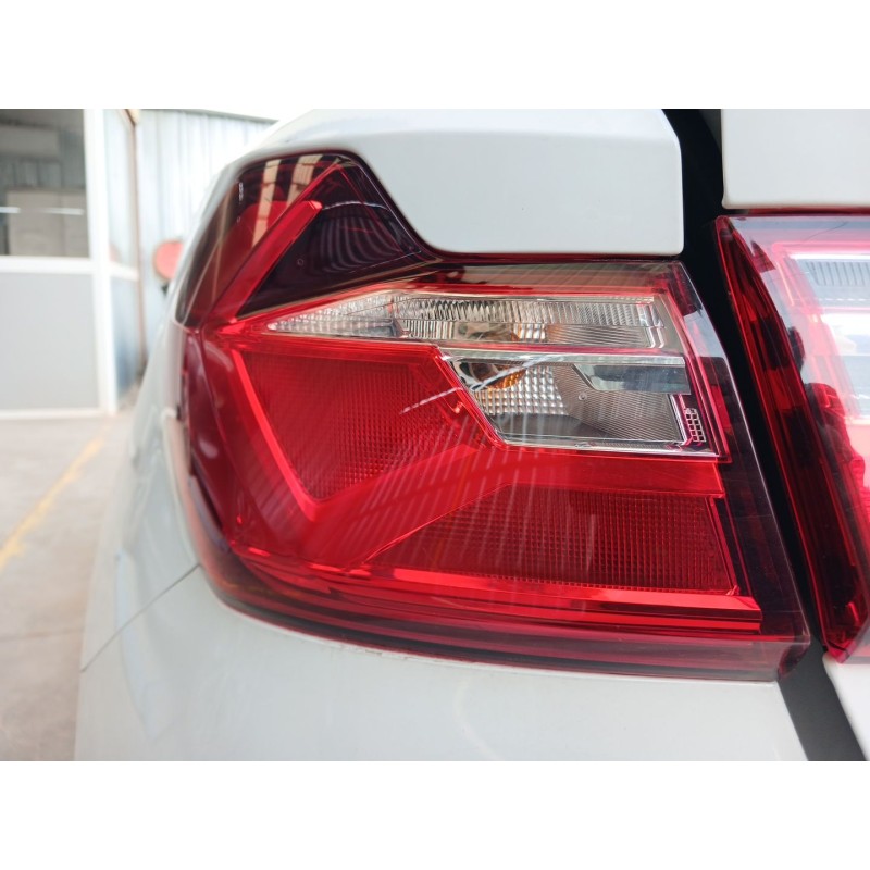 Recambio de piloto trasero izquierdo para audi a1 sportback (gba) 25 tfsi referencia OEM IAM - Blanco 2