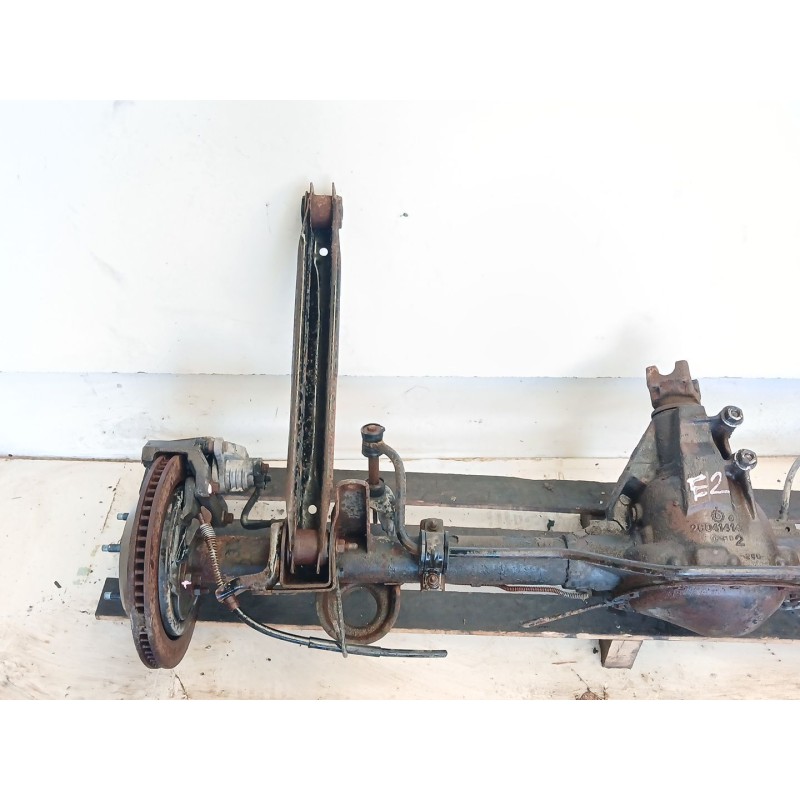 Recambio de puente trasero para chevrolet camaro cabrio piel referencia OEM IAM 26041414 - Marrón 3