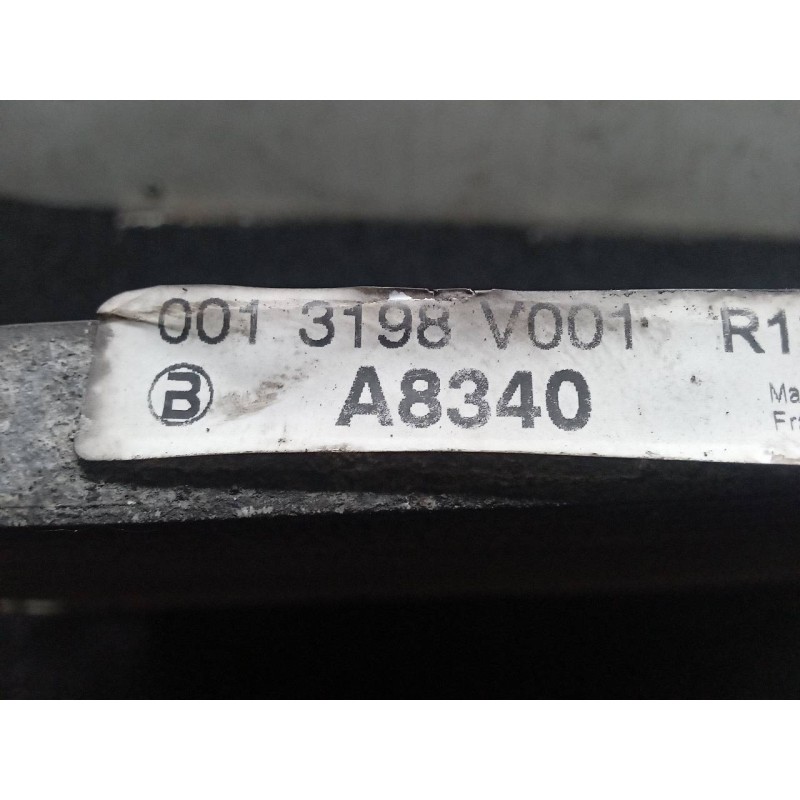 Recambio de condensador / radiador aire acondicionado para smart coupe básico (37kw) referencia OEM IAM 0013198V001 - Negro 2