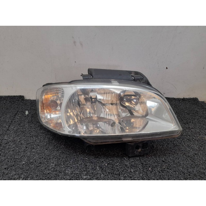 Recambio de faro derecho para seat cordoba berlina (6k2) sport referencia OEM IAM   
