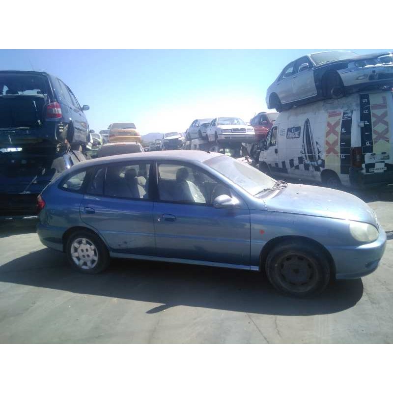 kia rio del año 2002