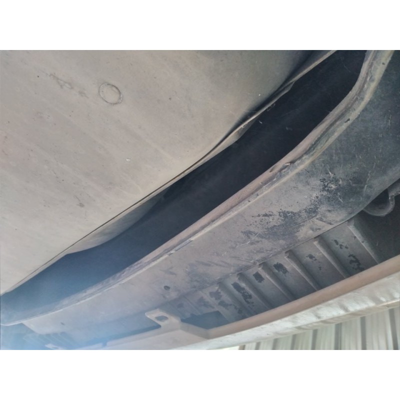 Recambio de refuerzo paragolpes trasero para chevrolet camaro cabrio piel referencia OEM IAM - Marrón 2