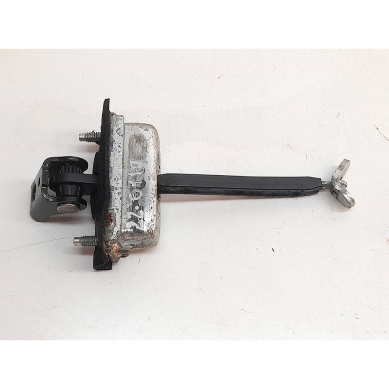 Recambio de retenedor puerta delantera izquierda para ford focus lim. (cb4) trend referencia OEM IAM 3M51R23500AG - Blanco 3
