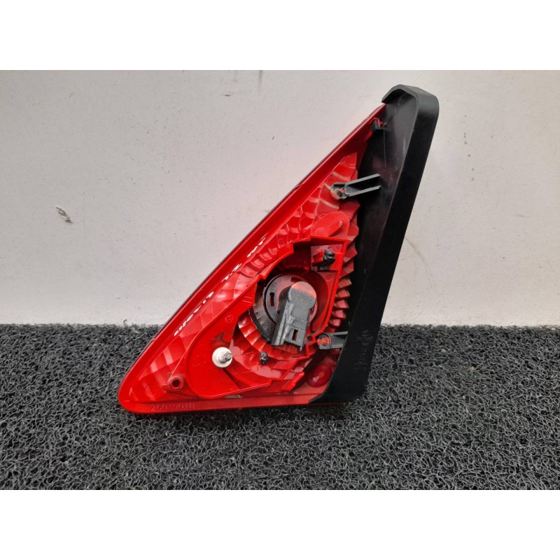 Recambio de piloto trasero izquierdo interior para peugeot 3008 premium referencia OEM IAM 2