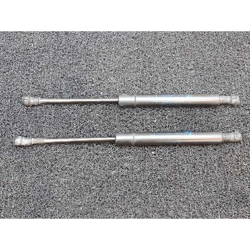 Recambio de amortiguadores capo para bmw serie 3 berlina (e46) 328i referencia OEM IAM   