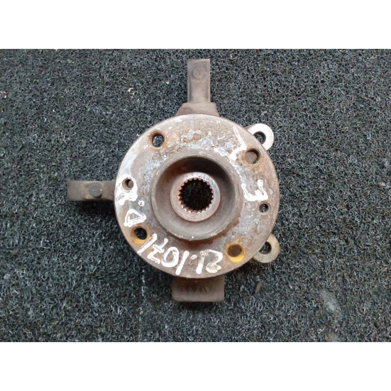 Recambio de mangueta delantera derecha para nissan note (e11e) acenta referencia OEM IAM   