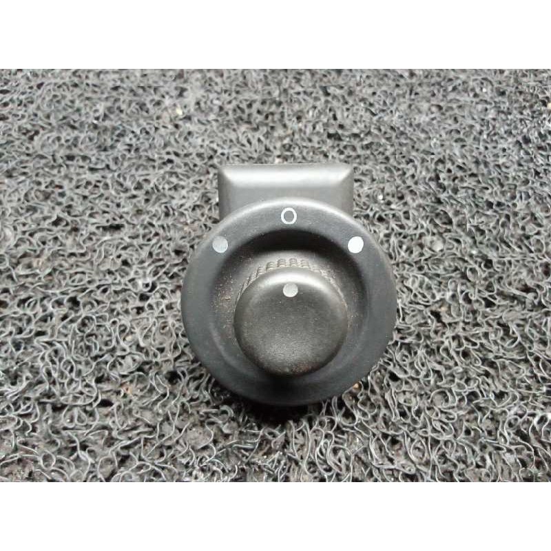 Recambio de mando retrovisor para renault megane ii classic berlina dynamique referencia OEM IAM 8200002442B  