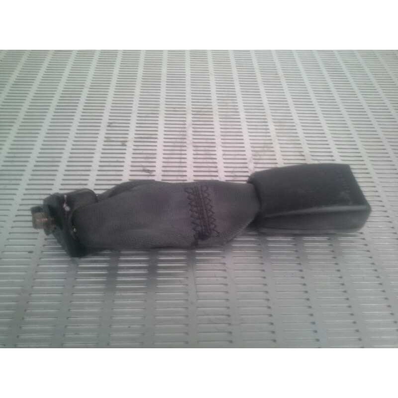 Recambio de enganche cinturon trasero derecho para honda civic berlina .5 (ma/mb) 1.5 referencia OEM IAM   