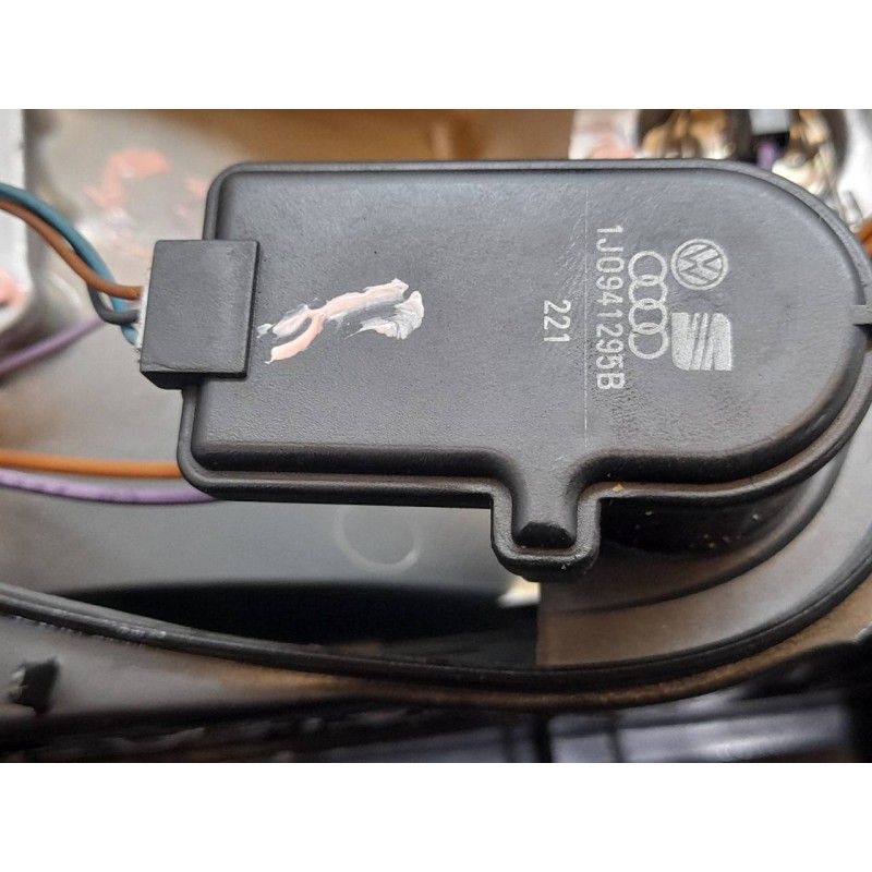 Recambio de faro izquierdo para seat cordoba berlina (6k2) sport referencia OEM IAM - Negro 5