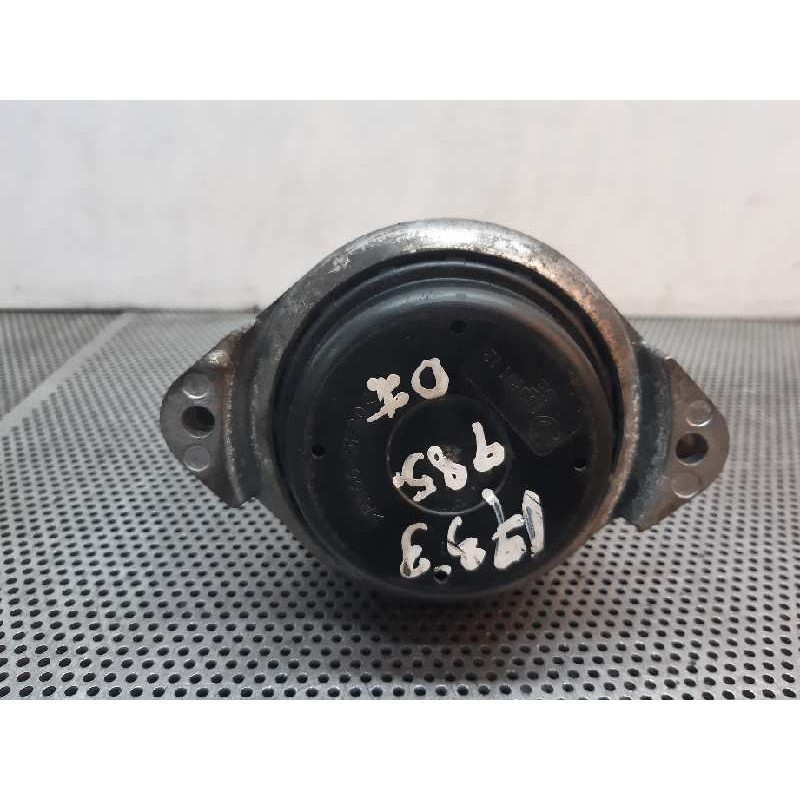 Recambio de soporte motor para bmw serie 3 berlina (e90) 320d referencia OEM IAM 13981112  