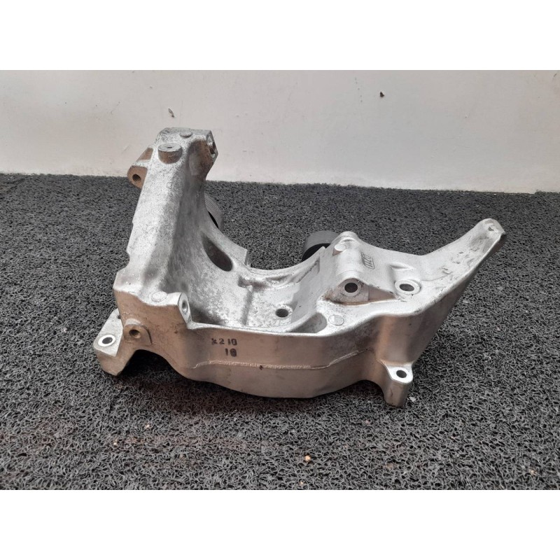Recambio de soporte alternador para bmw serie 1 berlina (e81/e87) 116d referencia OEM IAM 1116780263902 - Blanco 3