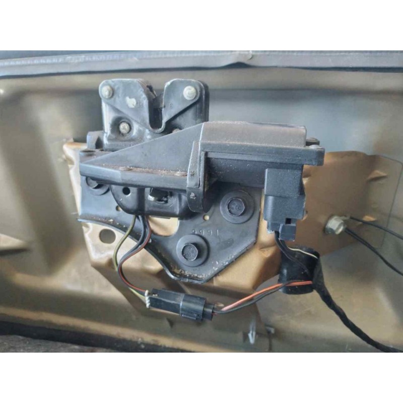 Recambio de cerradura maletero / porton para chevrolet camaro cabrio piel referencia OEM IAM   