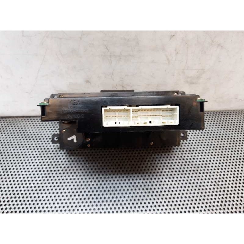 Recambio de mando climatizador para hyundai elantra (xd) 2.0 crdi gls full (4-ptas.) referencia OEM IAM 972502DXXX 2