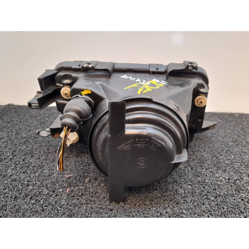 Recambio de faro izquierdo para audi 80 avant europa berlina referencia OEM IAM - Negro 2