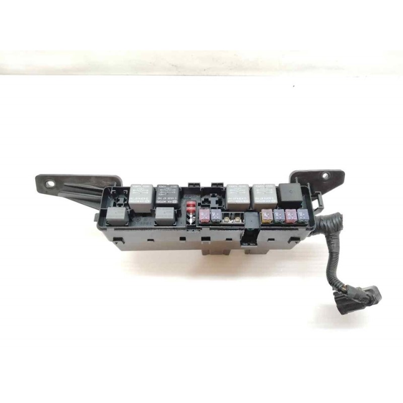Recambio de caja reles / fusibles para kia carnival 2.9 crdi vgt active referencia OEM IAM   