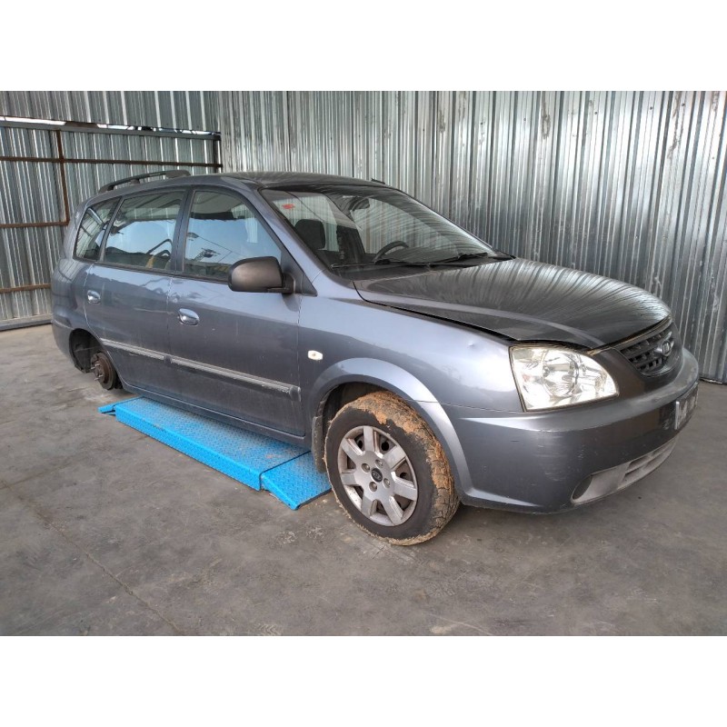 kia carens del año 2002