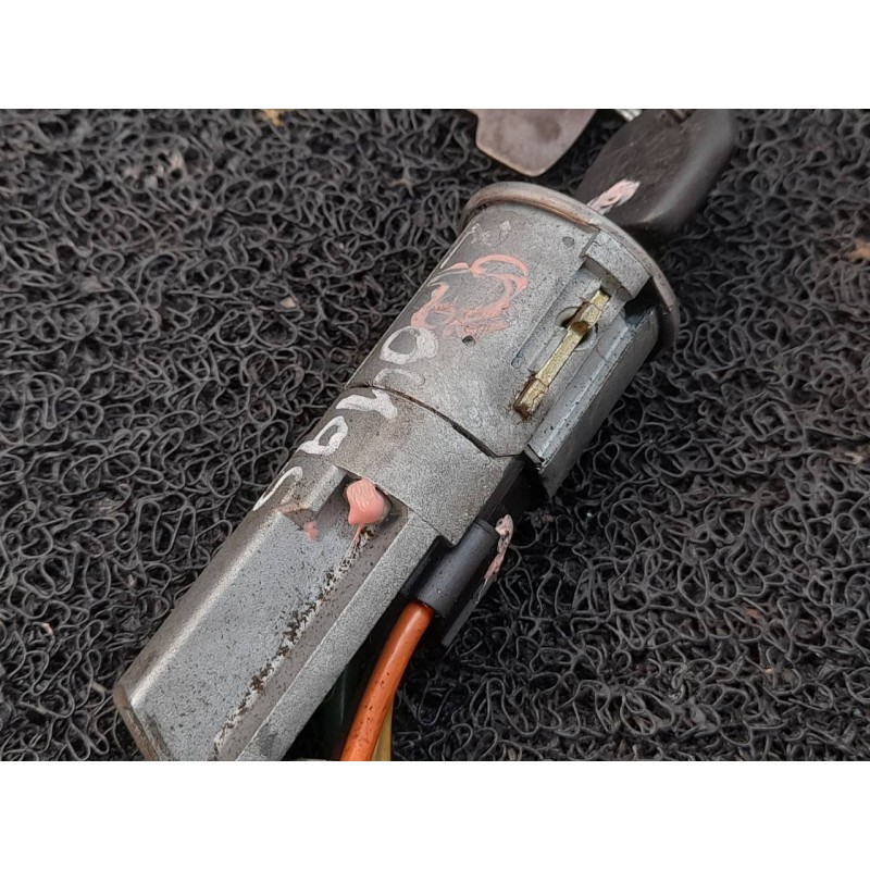 Recambio de antirrobo / llave contacto para peugeot 205 berlina 1.8 d mito referencia OEM IAM - Blanco 3