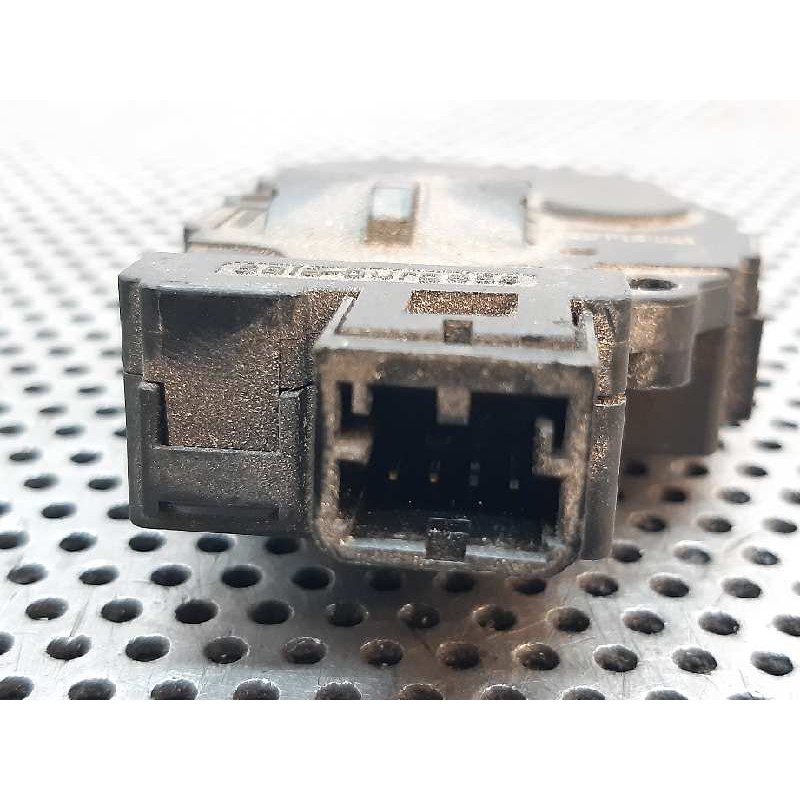 Recambio de motor apertura trampillas climatizador para bmw serie 3 berlina (e90) 320d referencia OEM IAM 04052006 - Azul 2