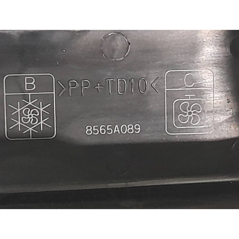 Recambio de caja reles / fusibles para mitsubishi asx (ga0w) challenge 2wd referencia OEM IAM 85656A0899 - Blanco 3