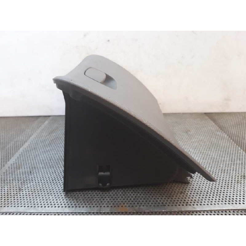 Recambio de guantera para kia rio 1.4 cat referencia OEM IAM 5