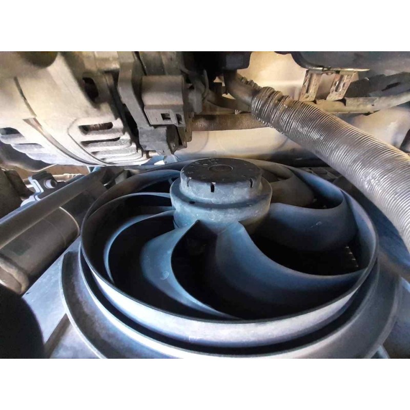 Recambio de electroventilador para seat leon (1m1) sport referencia OEM IAM - Azul 2