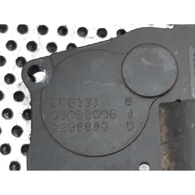 Recambio de motor apertura trampillas climatizador para bmw serie 3 berlina (e90) 320d referencia OEM IAM 03052006 - Azul 2