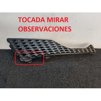 REJILLA PARAGOLPES DERECHA 
