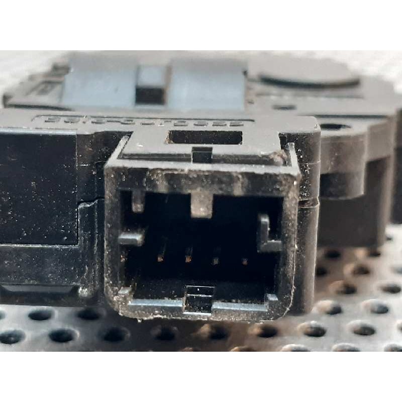 Recambio de motor apertura trampillas climatizador para bmw serie 3 berlina (e90) 320d referencia OEM IAM 03052006 - Azul 4