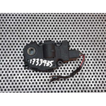 MOTOR APERTURA TRAMPILLAS CLIMATIZADOR 03052006 