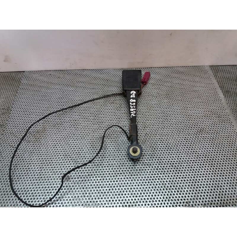 Recambio de enganche cinturon delantero derecho para ford fiesta (cb1) 1.4 tdci cat referencia OEM IAM   