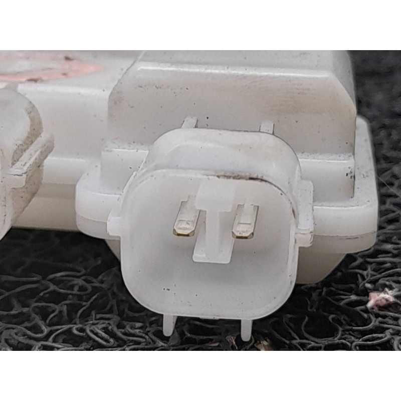Recambio de motor cierre lateral derecho para dacia dokker ambiance referencia OEM IAM - Blanco 3
